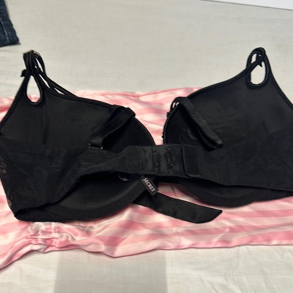Victoria's Secret Black Glamorous Sequin Bra - Picture 2 of 4